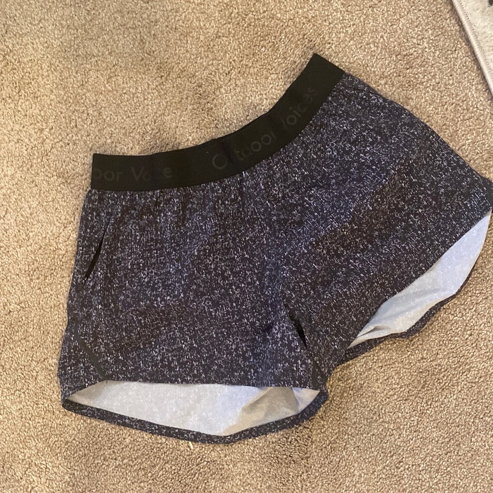 Outdoor voices shorts size small